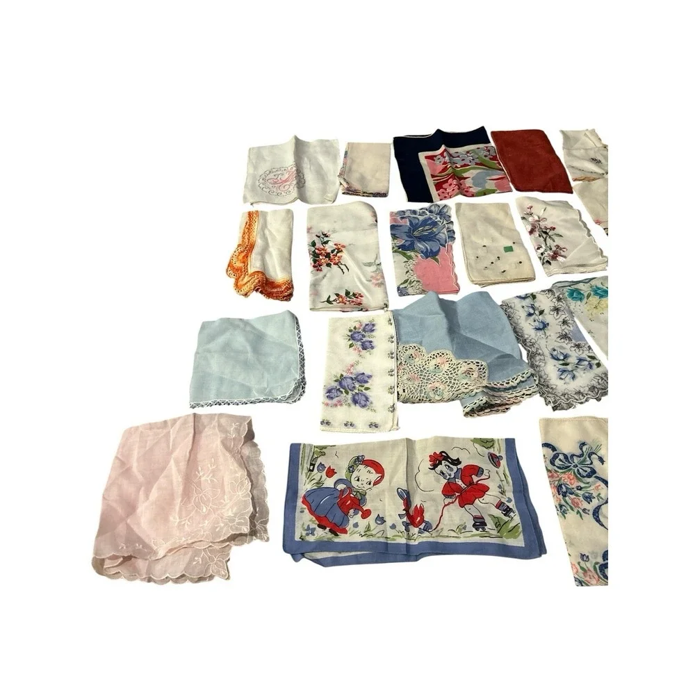 Vintage‎ Embroidered Lace Etc Handkerchiefs Lot of 26 Ladies Hankies Florals